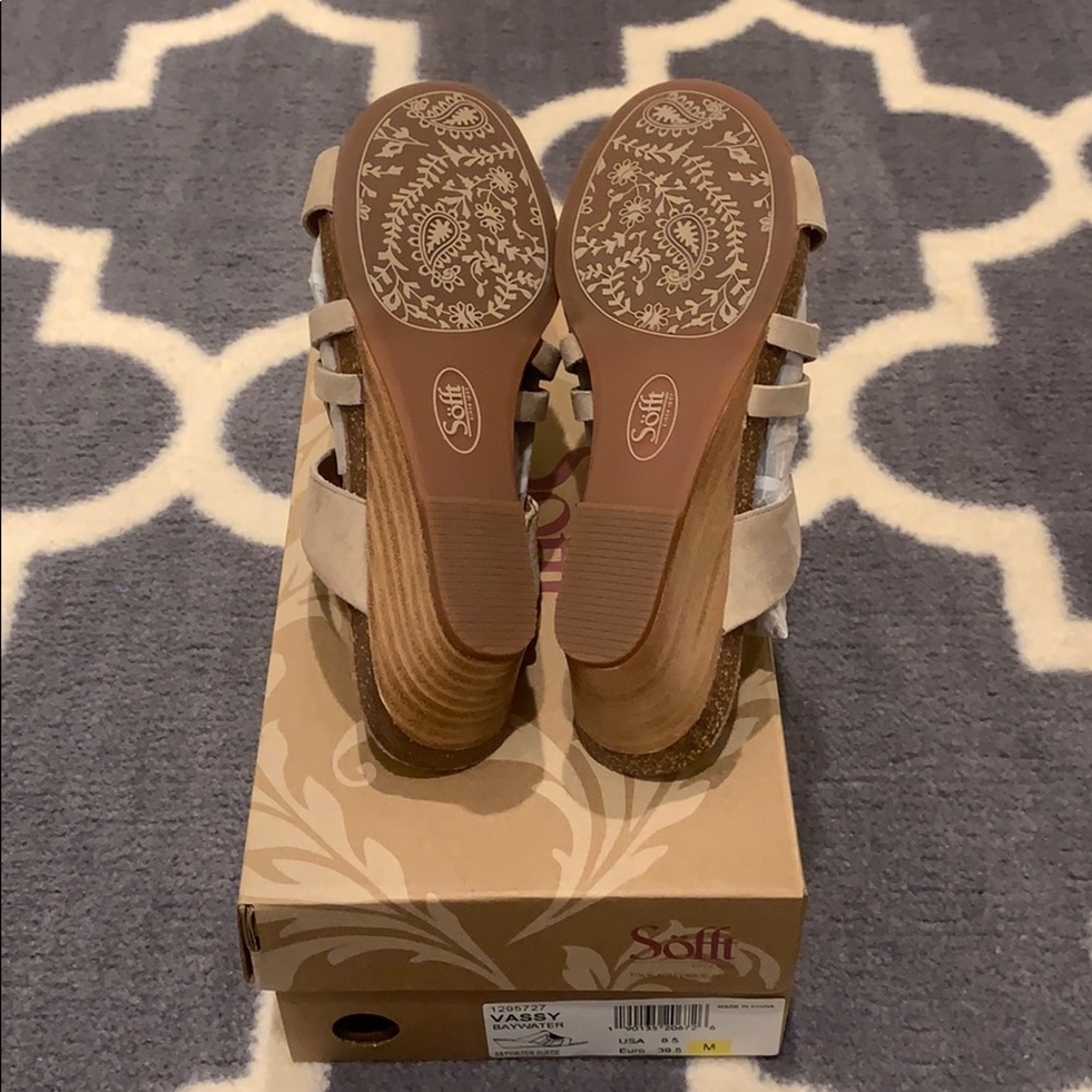 New In Box- Sofft Vassy In baywater suede - 8.5 - Picture 2 of 8
